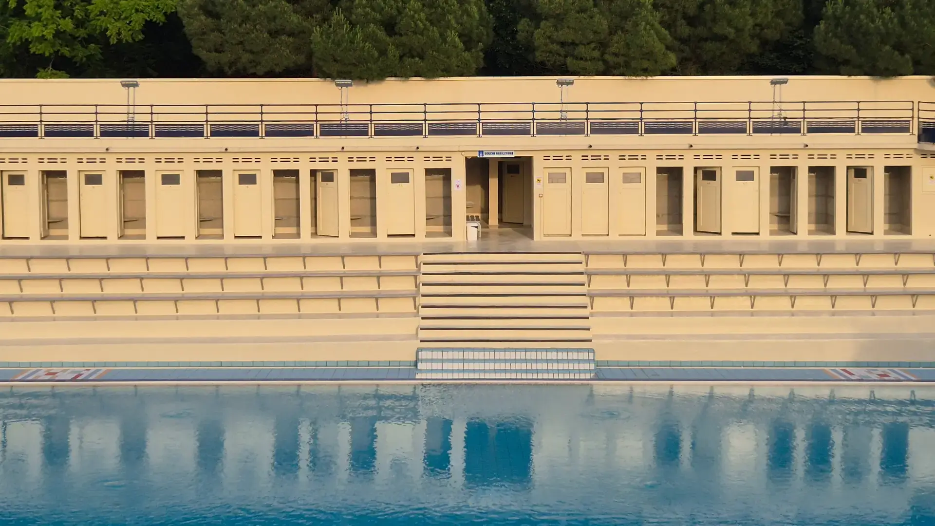 La piscine Art déco Roger Salengro – les cabines